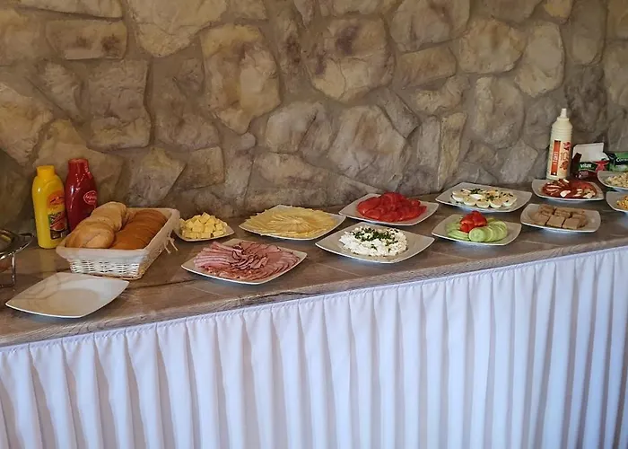 فندق Wyspa Kampinos